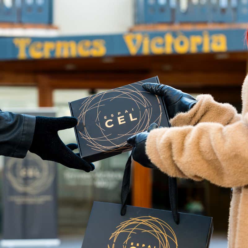 Xavi Moya Fotografía corporativa industrial en Barcelona de paquete regalo de un balneario