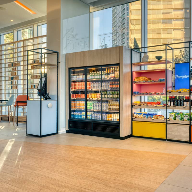 Xavi Moya Fotografía de interiorismo de una tienda dentro de un hotel