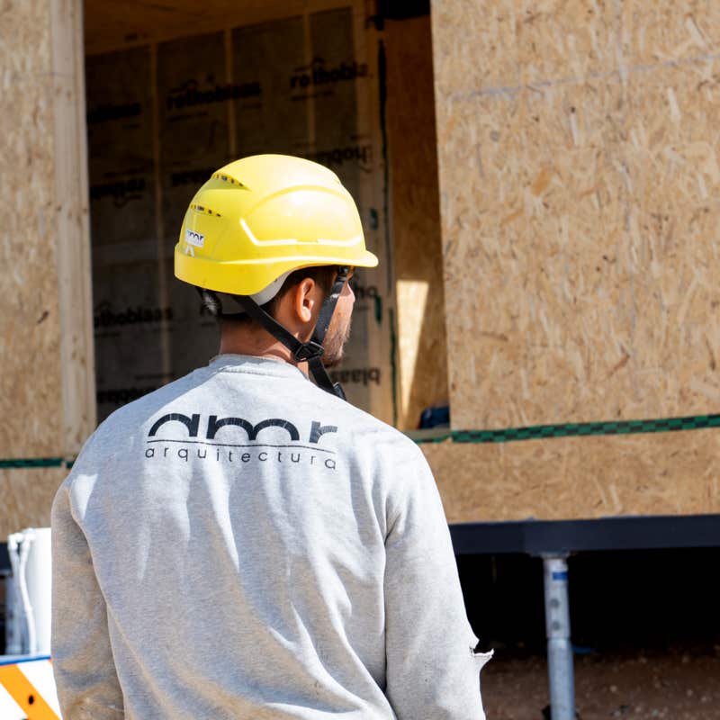 Xavi Moya Fotografía corporativa industrial en Barcelona de operario 